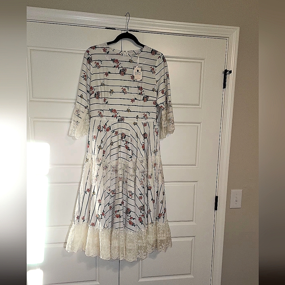 Dainty Jewells || floral Stripe Dress
